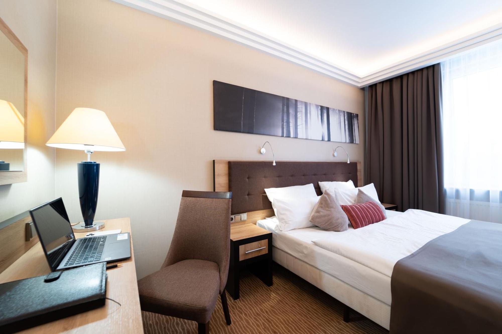 Hotel Festival Ополе Екстер'єр фото